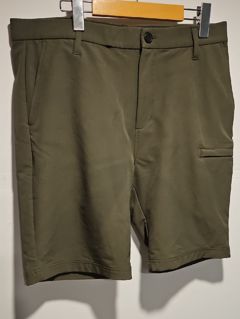 Men's Olive Green Hybrid Board Shorts 30 Actually 33 Large